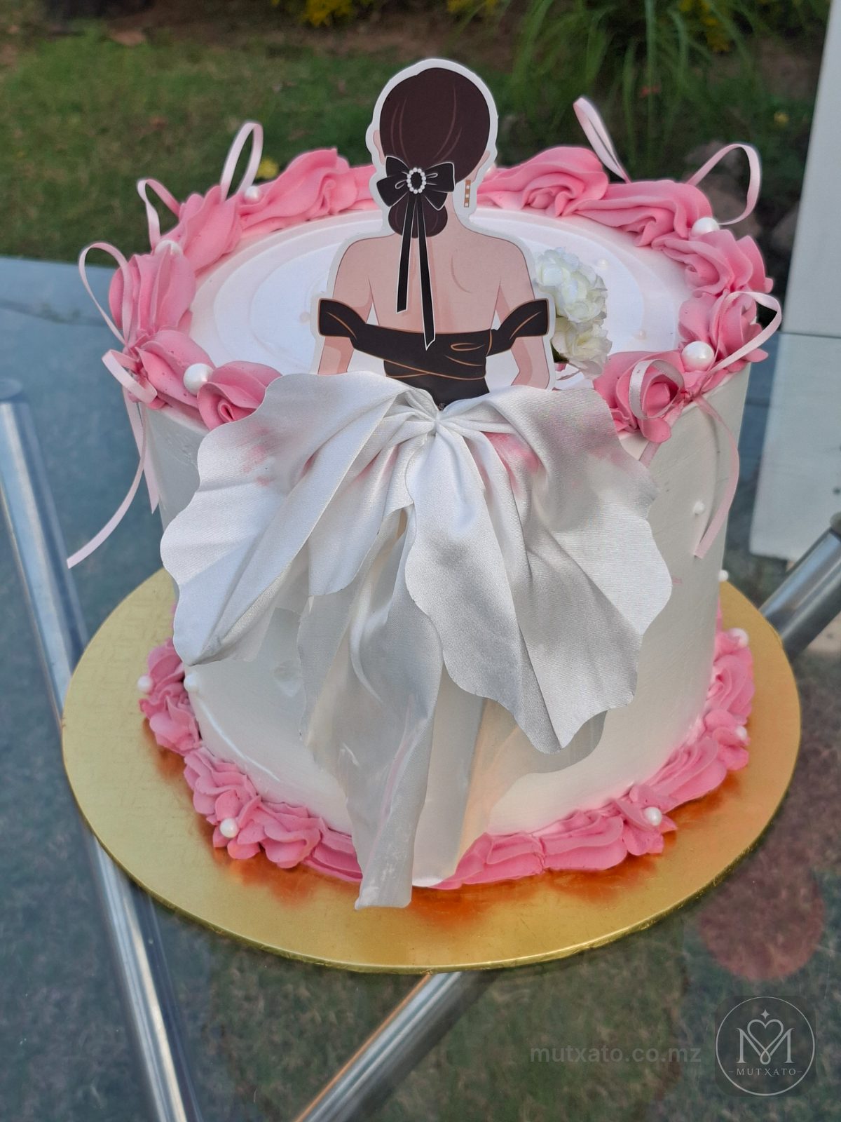 Bolo inglês de casamento — Bolos modernos de casamento