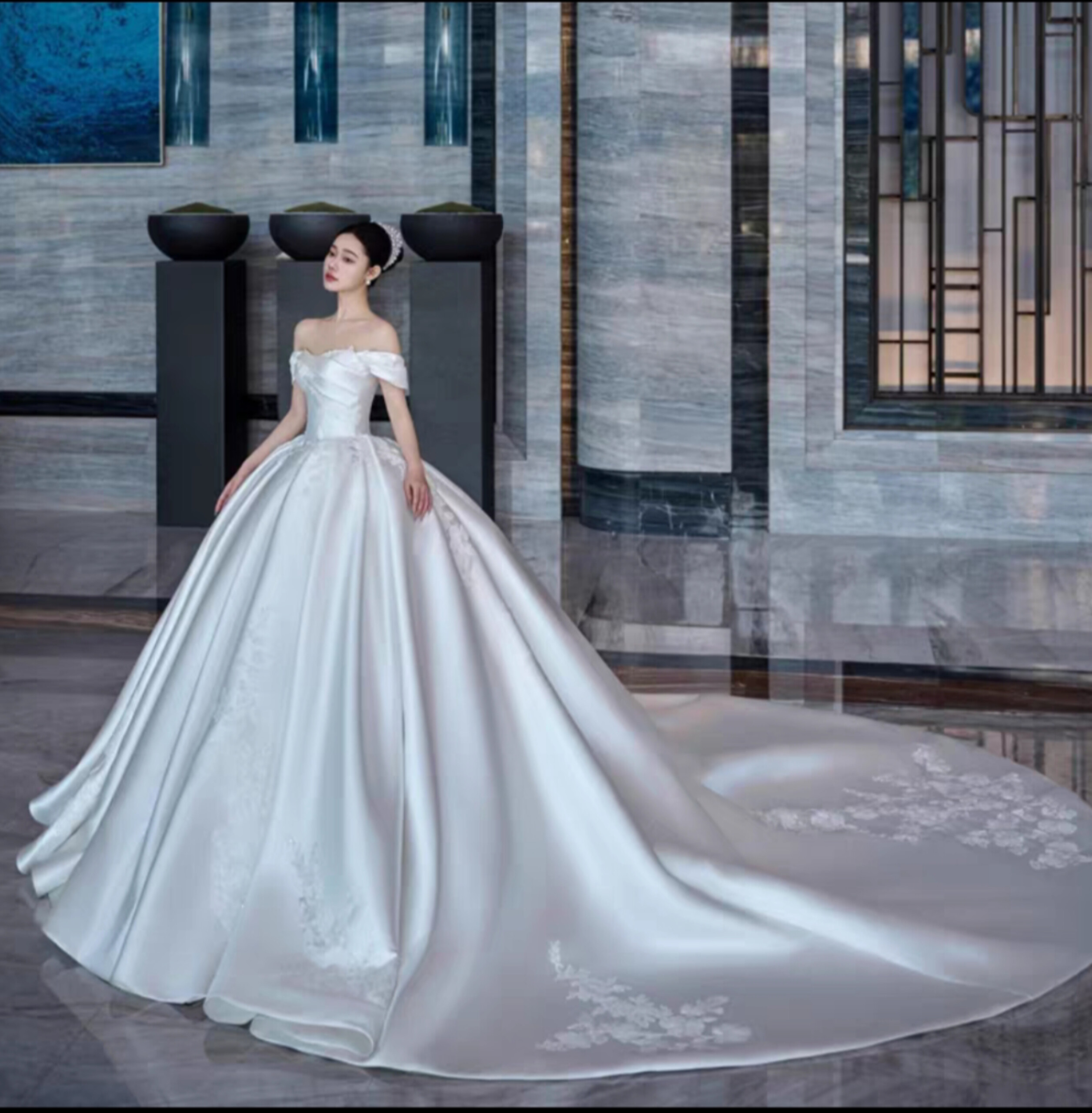 Vestido de noiva — Vestidos de Noivas e acessorios