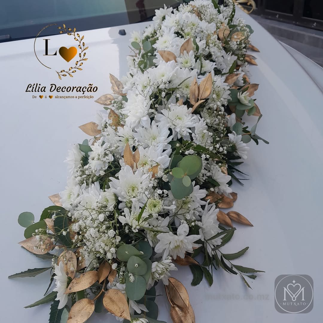 Decoração de carro de casamento — Lília Decoração