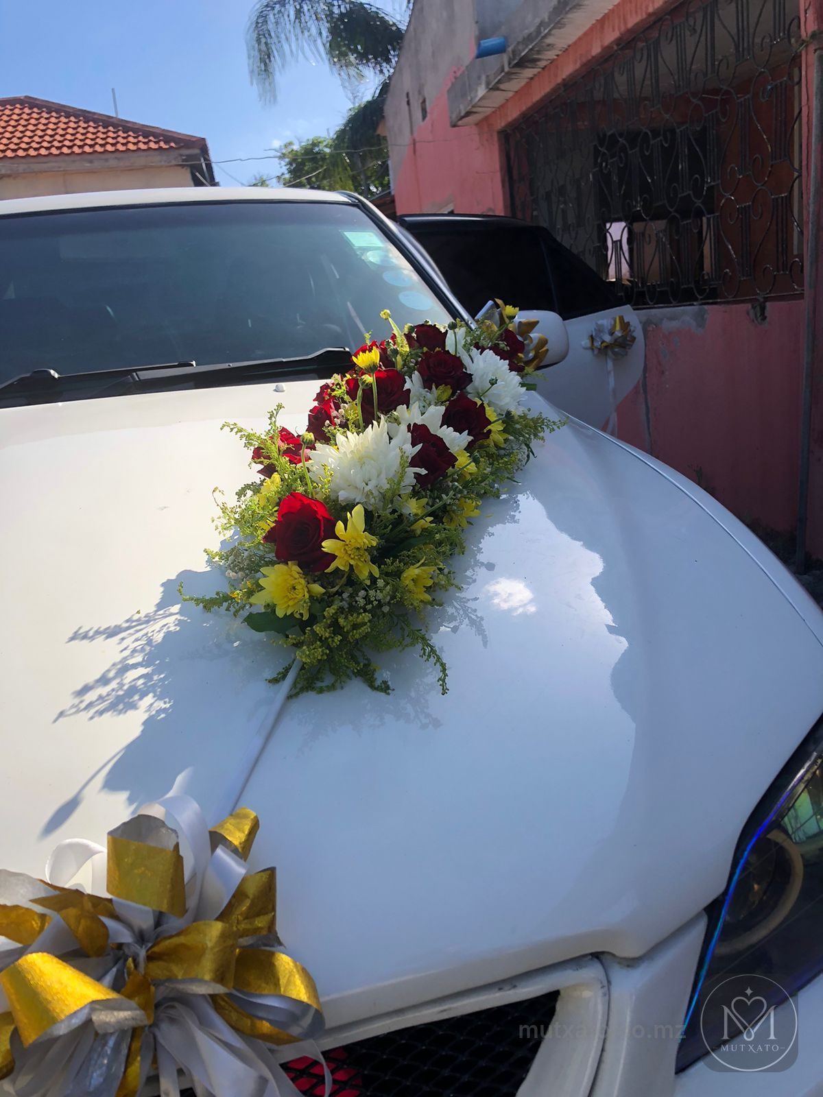 Decoração de carro de casamento — Lília Decoração