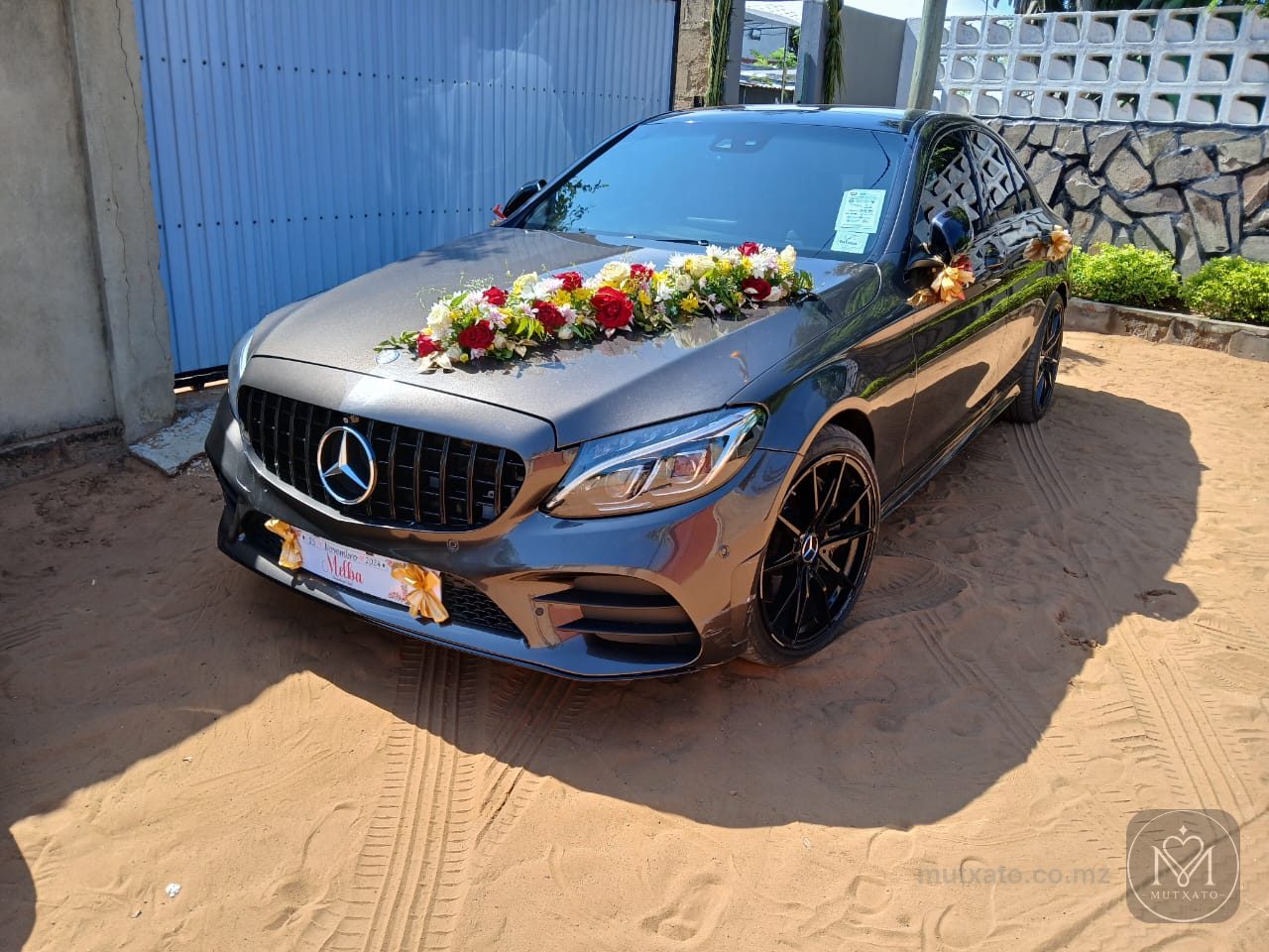 Decoração de carro de casamento — Lília Decoração